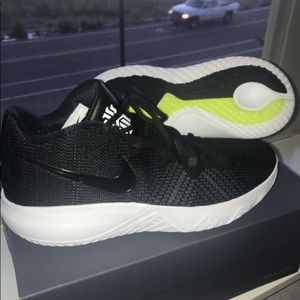 Nike Kyrie Irving’s